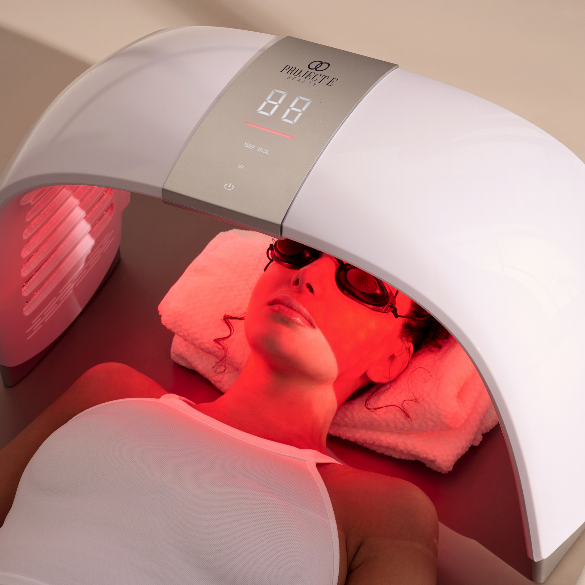 LumaLux Dome | Face & Body LED Red Light Therapy Device | Project